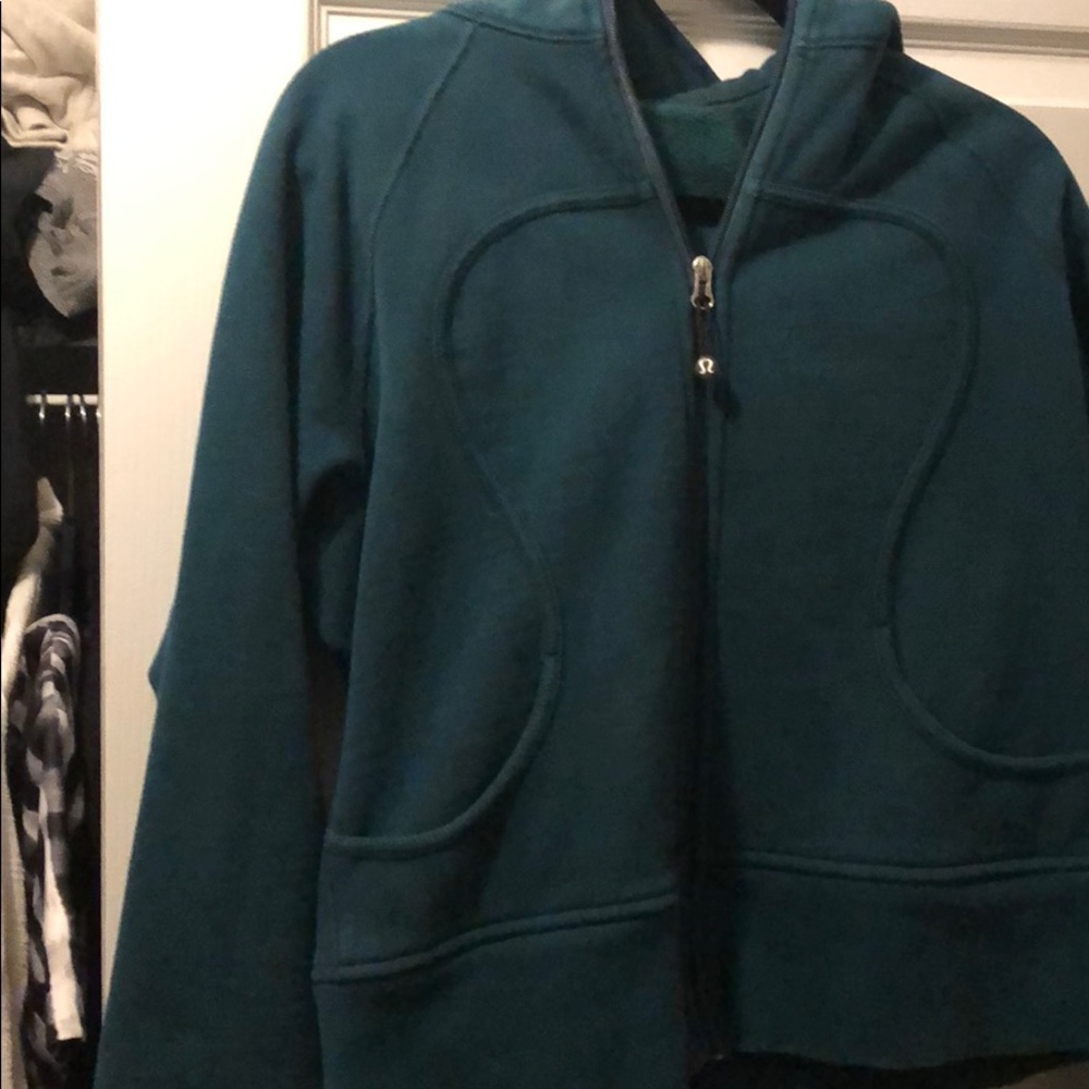 Lulu lemon sweatshirt